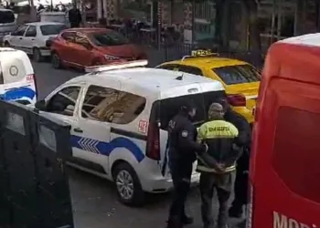 Konak polisi azılı dolandırıcıyı yakaladı