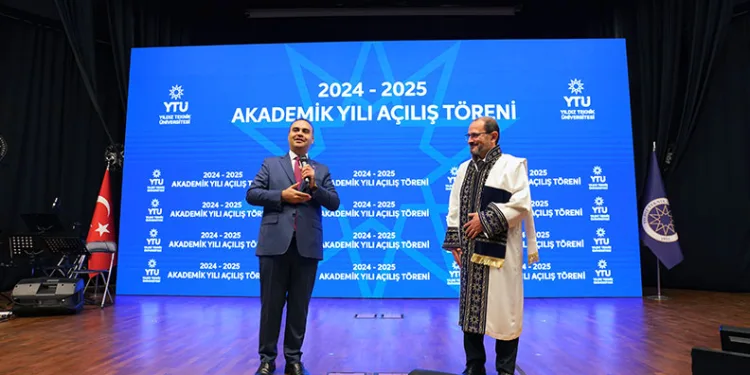 “50 milli teknoloji atölyesini 50 üniversite kampüsümüze kurmayı amaçlıyoruz”