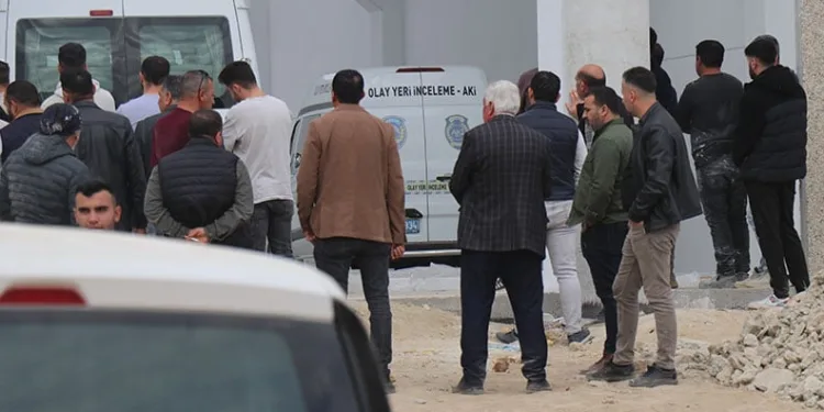 İnşaatın çatısından düşen işçi hayatını kaybetti