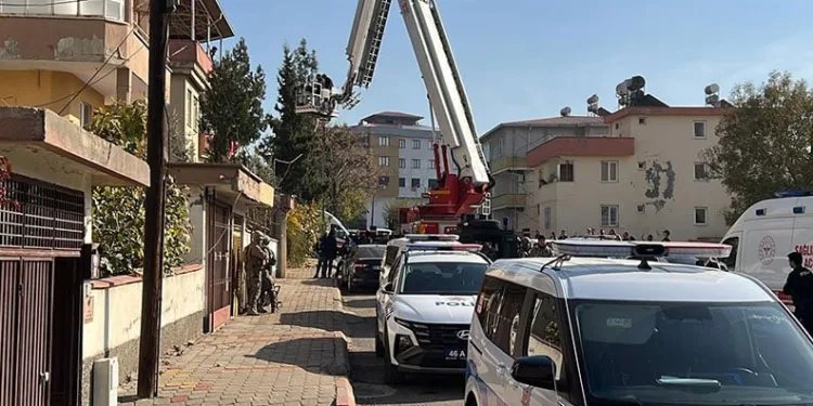 Kahramanmaraş’ta rehin alınan aileyi özel harekat polisi kurtardı