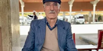 Arazisindeki yangını söndürmek isterken hayatını kaybetti