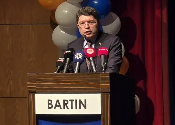 “Bu kara propagandaya karşı uyanık olmamız lazım”