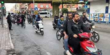 Hindistan değil, Adana