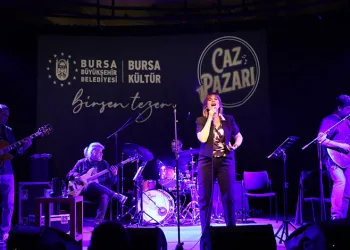 Bursa’da Birsen Tezer rüzgarı