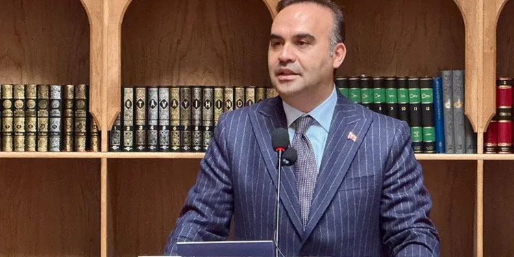 “Ajandamıza, akıl defterimize yeni çentikler atmanın gayreti içindeyiz”