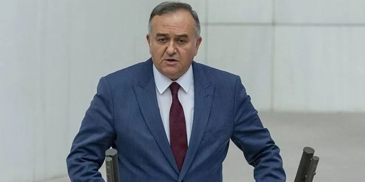 MHP’li Akçay, Plan ve Bütçe Komisyonu öncesinde çıkan arbedeyi değerlendirdi