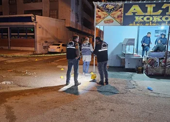 Kokoreççide başından vurularak öldürüldü