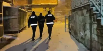 Kütahya’da sahte polisler suçüstü yakalandı