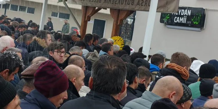 Bursa’da elektrik akımına kapılan işçi toprağa verildi
