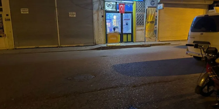 Büfeden alkol alan babasını vurdu