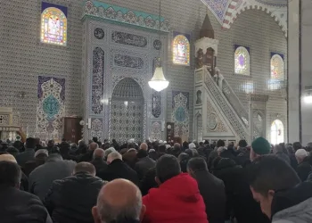 Bursa’da Cuma hutbesinde kumar vurgusu