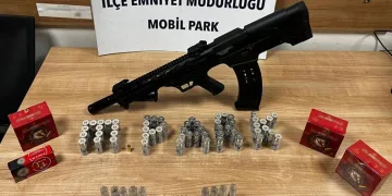 Uzun namlulu silahla defalarca havaya ateş açtı