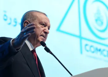 “İslam coğrafyalarında yaşanan acılardan daha acı olan, Müslümanlar arasındaki anlamsız ihtilaflardır”