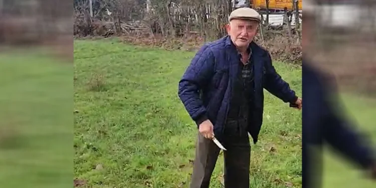 Köpek kulübelerini ateş verdi, tepki gösterene de bıçak çekti