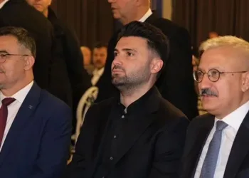 Bursaspor Başkanı Enes Çelik’e anlamlı ödül