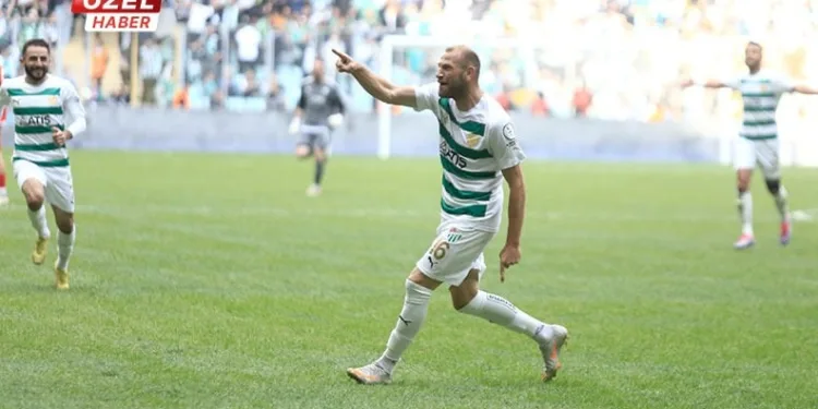 Bursaspor’da Sedat Cengiz göz kamaştırıyor