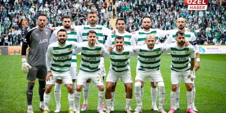 Bursaspor’da savunma hattı güven veriyor