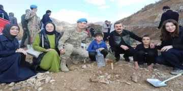 Şehit öğretmenler anısına hatıra ormanı