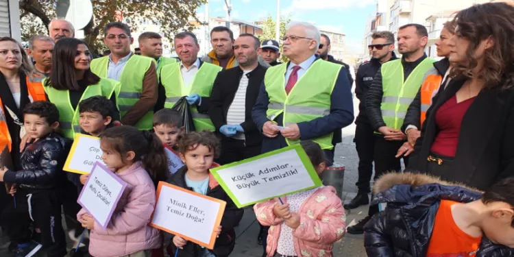 Balıkesir’de yere çöp atana ceza