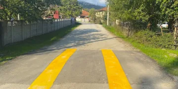 Köylerde hız kesici çalışmaları sürüyor