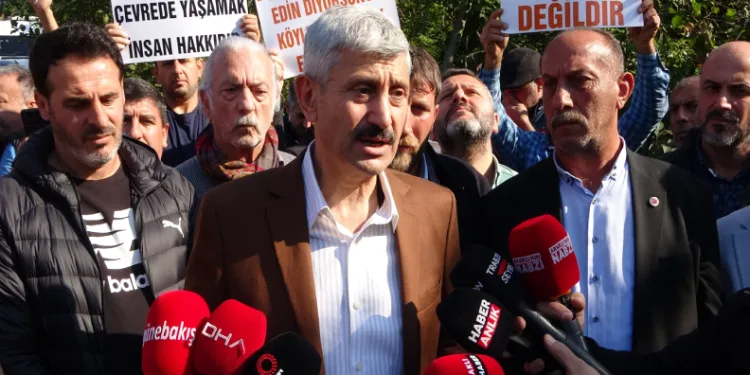 Trabzon’da çöp eylemi