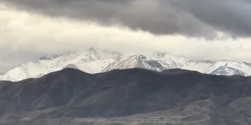 3 bin 500 rakımlı İkiyaka Dağları beyaza büründü
