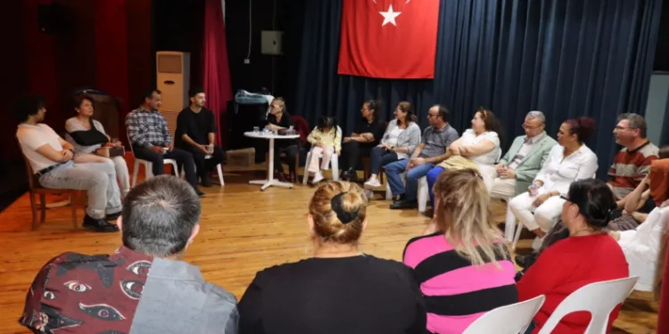 Tiyatro Topluluğu ilk toplantısını yaptı