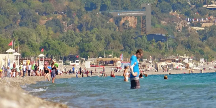 Deniz suyu sıcaklığı, hava sıcaklığını yakaladı