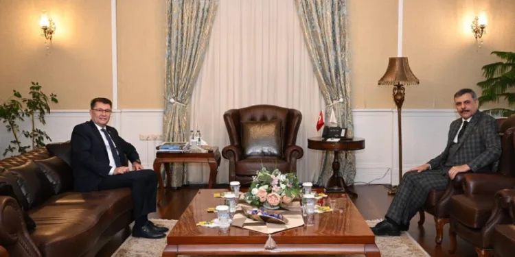 TDK Başkanı Prof. Dr. Osman Mert’ten Vali Çiftçiye ziyaret