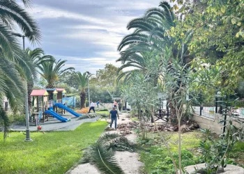 Dilovası’nda parklar yenileniyor