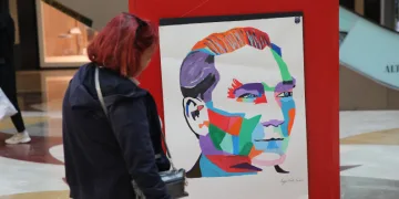 Öğrenciler için Atatürk temalı resim sergisi