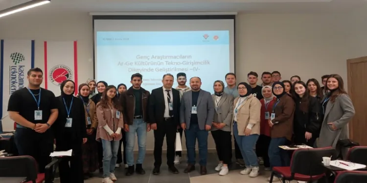 Tekno-girişimcilik eğitimleri verildi