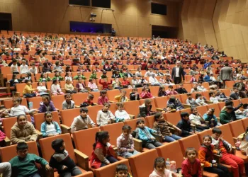 Şehitkamil’den çocuklara tiyatro şenliği