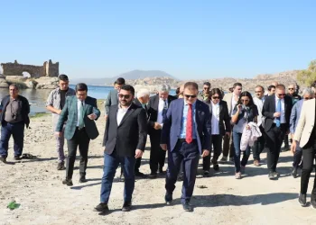 Onlarca yırtıcıya ve kuş türüne ev sahipliği yapıyor