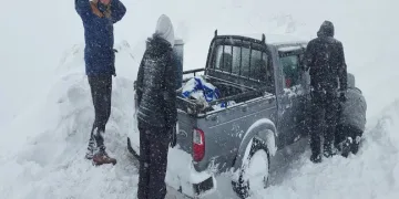 Mahsur kalan Fransız turistler kurtarıldı