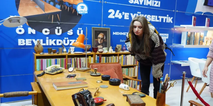 Adres belirsizliği için yenilenen tabelalarla ortadan kalkıyor