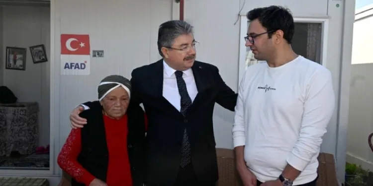 Konteynerda yaşayan yaşlı kadının son isteği
