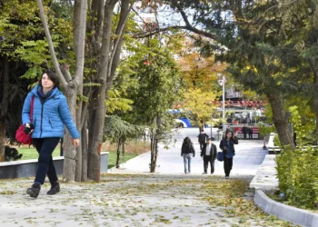 Modern yüzüyle yeniden buluştu