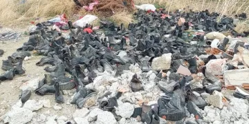 ‘Ayakkabı mezarlığı’ hayrete düşürdü