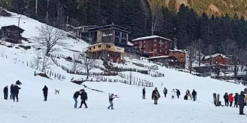 Ayder’de sonbahar kış ile birleşti