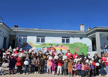 Kızılay Haftası etkinliklerinden renkli görüntüler