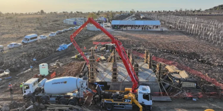 Güneş Enerji Santrali’nin temeli atıldı