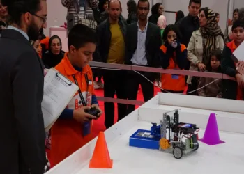 Robot yarışmasında son gün yoğunluğu