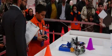 Robot yarışmasında son gün yoğunluğu