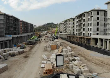 Depremin vurduğu binada sona gelindi