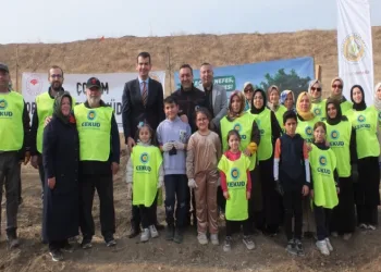 Karlıova’ya mevsimin ilk karı düştü