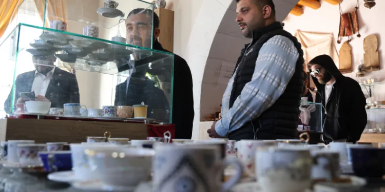 Kent tiyatrosu Sınır oyunu ile sahneye çıkıyor