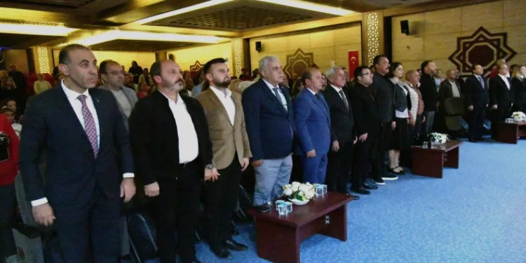 Şimdilerde içler acısı halde
