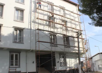 Atça Konukevi yeni görünüme kavuşuyor