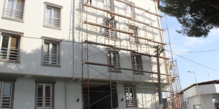 Atça Konukevi yeni görünüme kavuşuyor